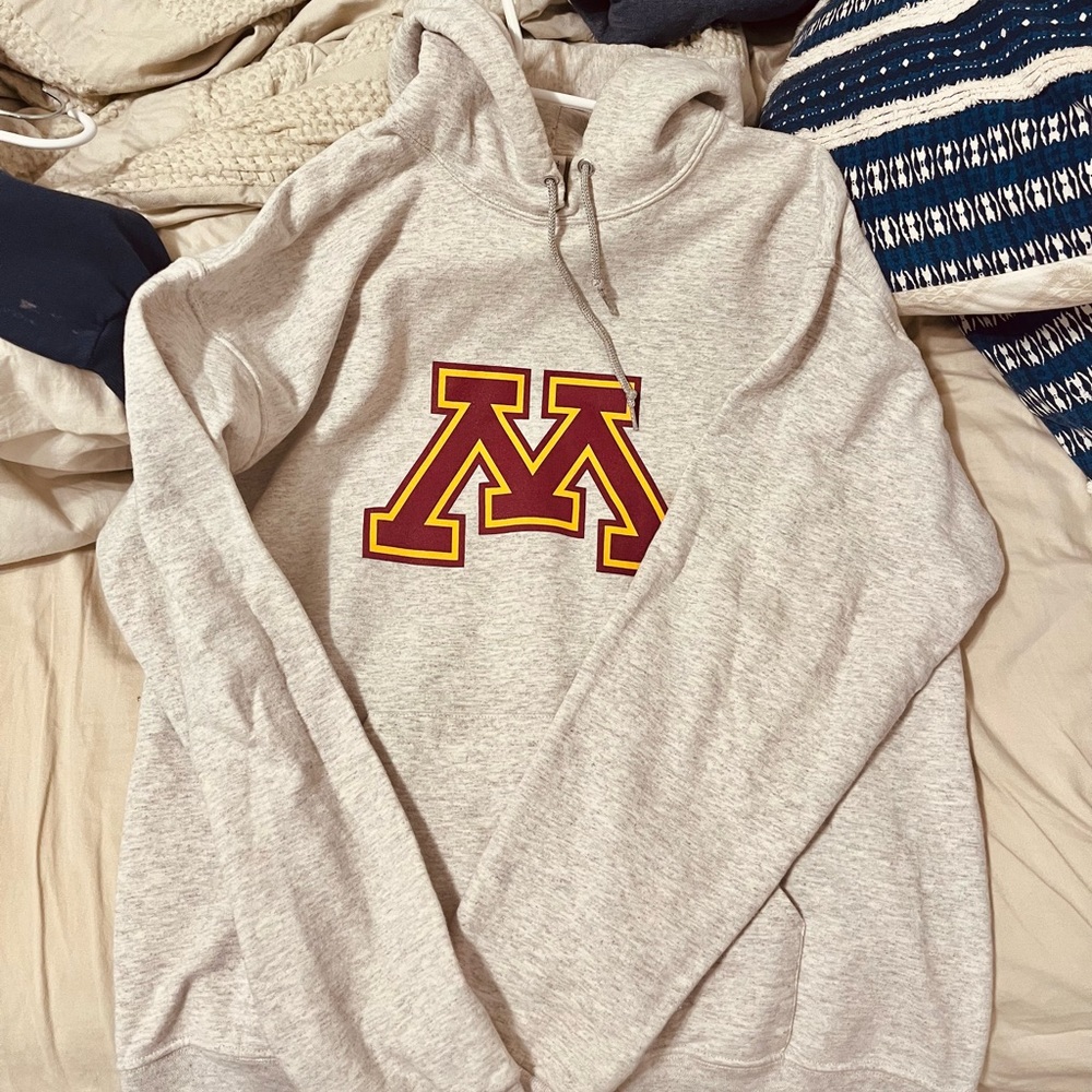grey university of minnesota gophers hoodie